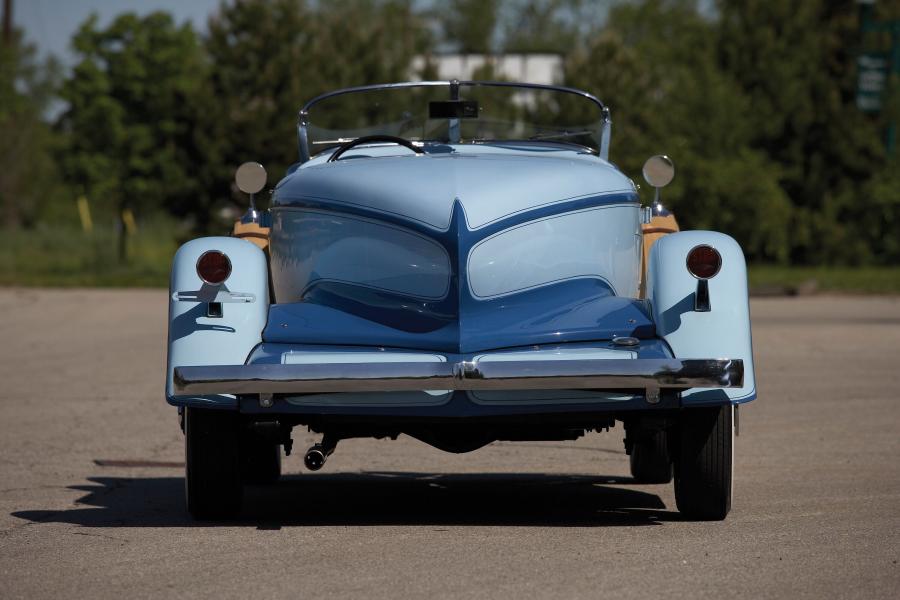  Auburn 8-98 Boattail Speedster 1931 года  (фото 14 из 37)